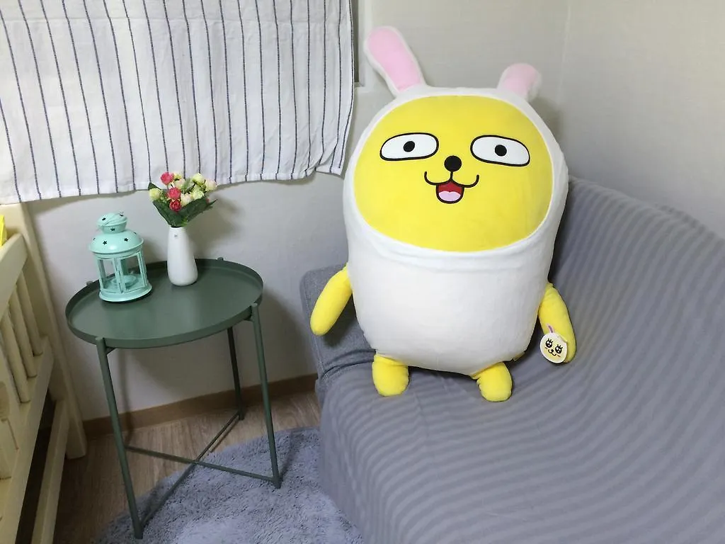 Miso Guesthouse In Hongdae Seul