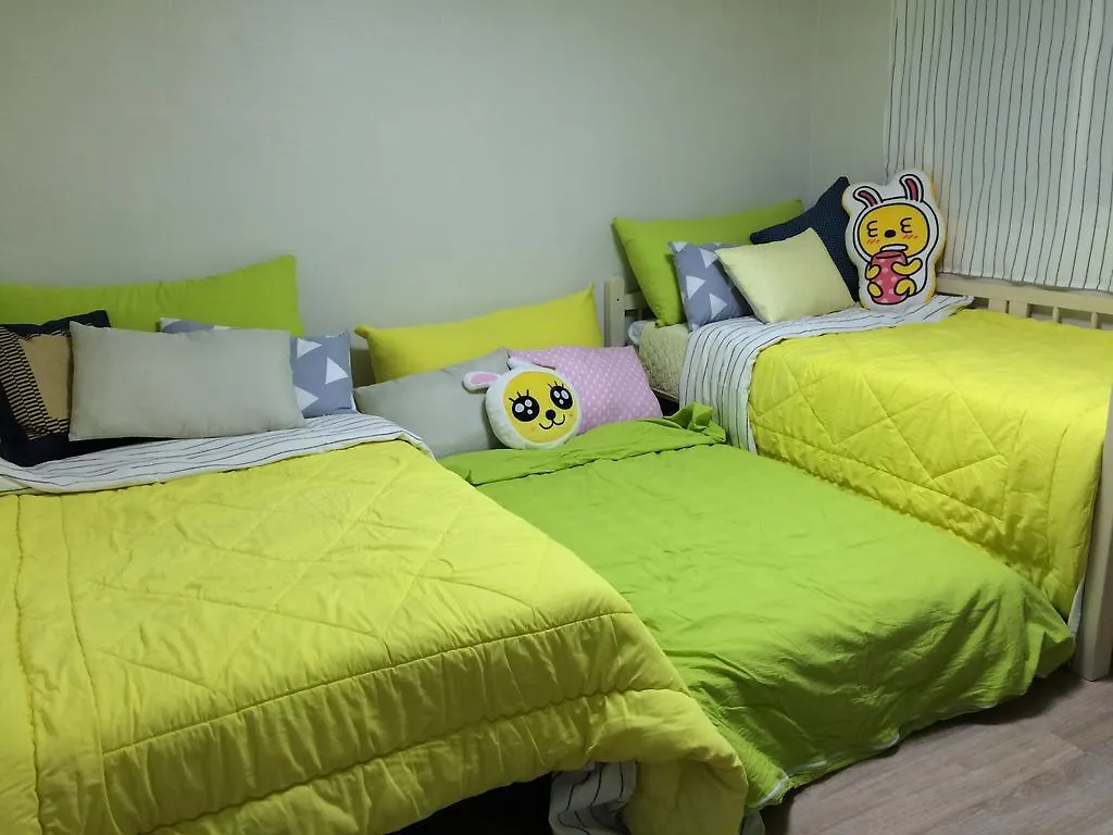 Miso Guesthouse In Hongdae Seul